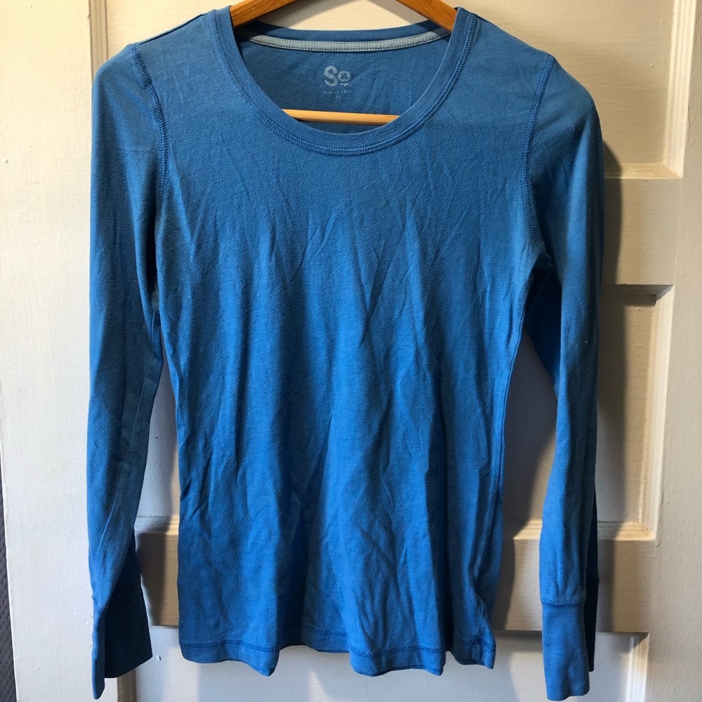 Blue long sleeve t-shirt